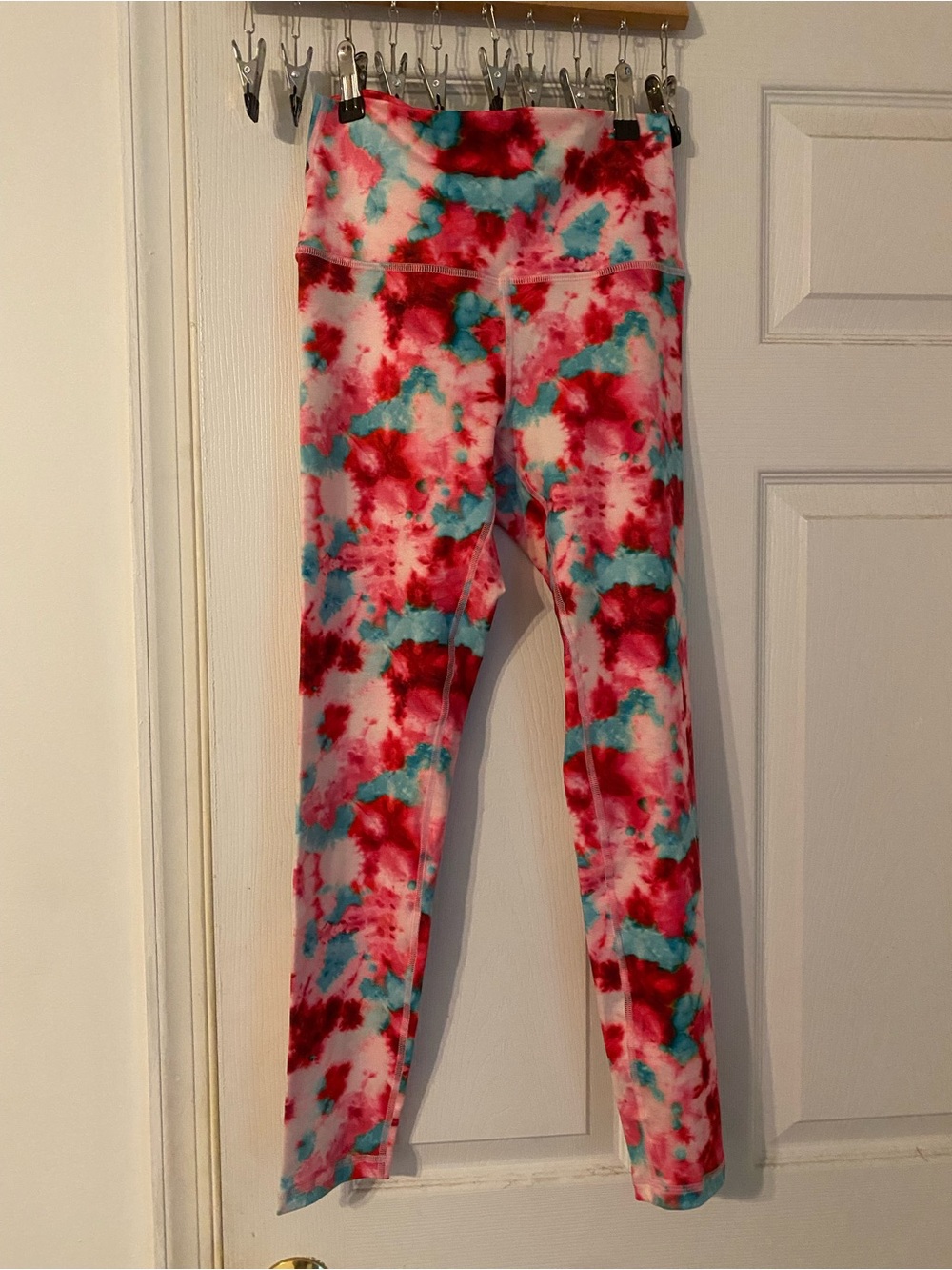 Fleo Tie-Dye Leggings in Pink & Blue